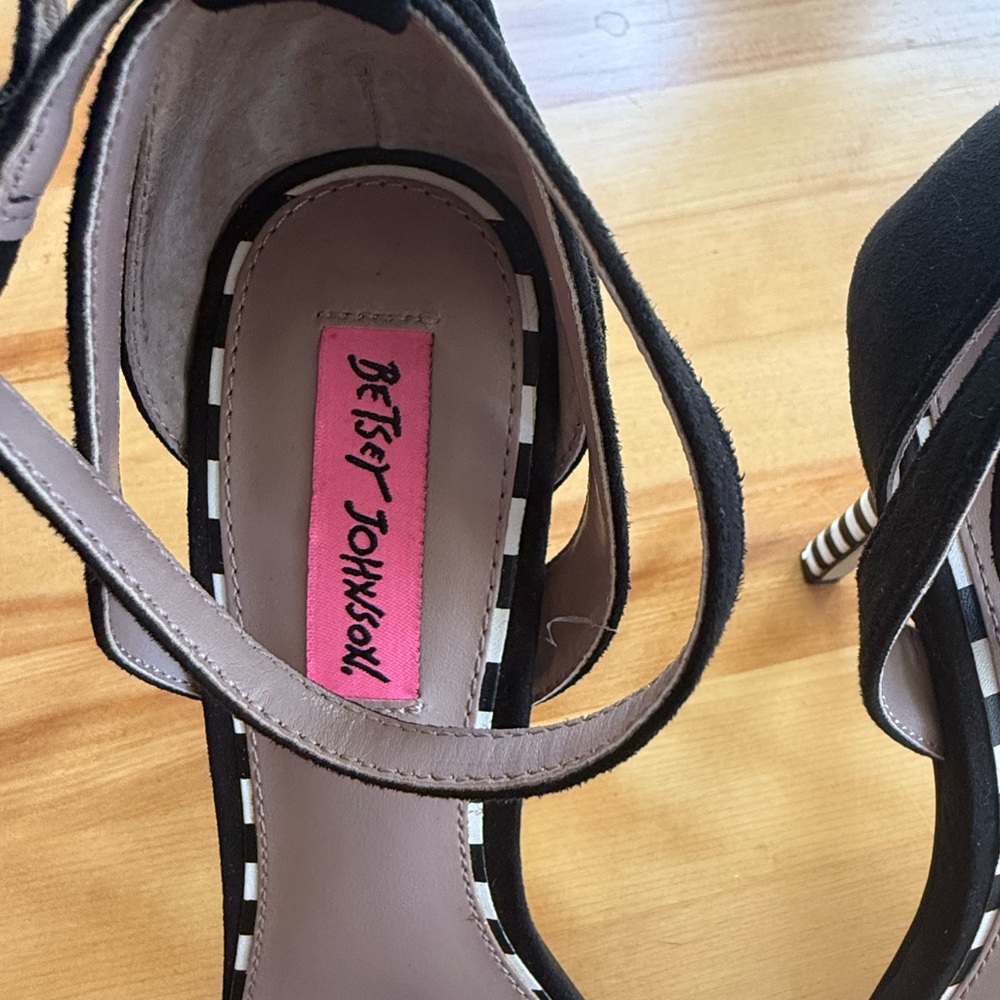 Betsey Johnson Black Heels with Red, Yellow & Purple Floral Accents - Picture 9 of 11